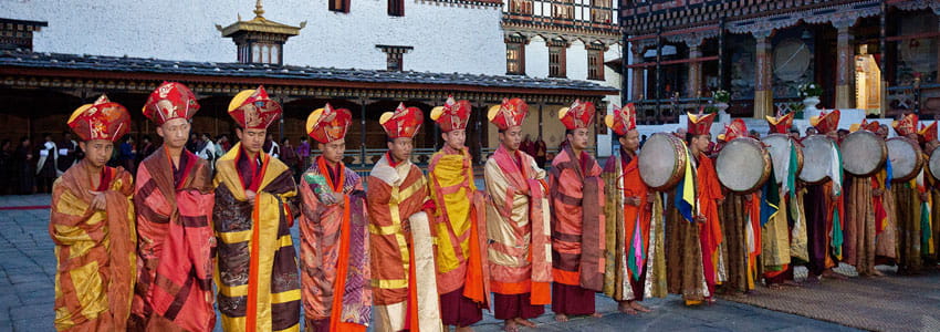 Choose the Best Tour Operators for Bhutan Trip
