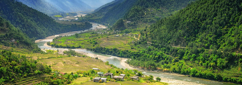 Witness the nature while travelling with Taxi services in Bhutan