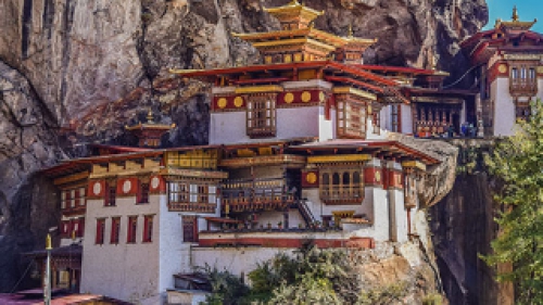 Phuentsholing 1N - Thimphu 2N - Wangdue or Punakha 1N – Paro 3N