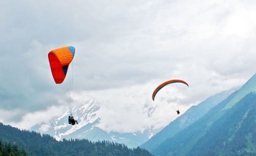 Enjoy Paragliding in Darjeeling